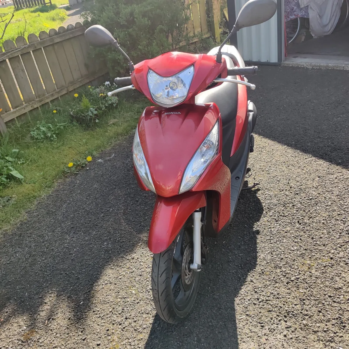 2015 Honda vision 50cc - Image 1