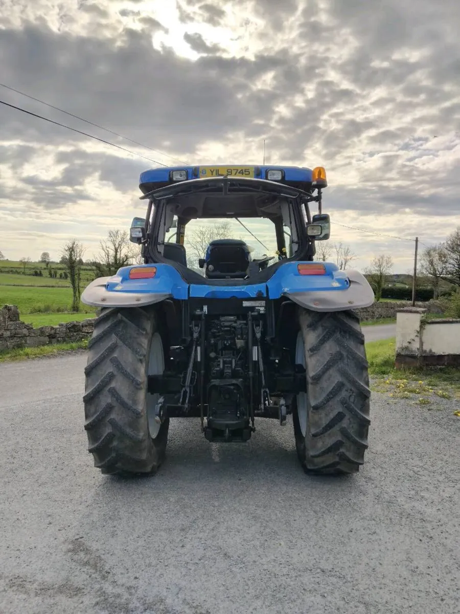 New Holland TS135A - Image 4