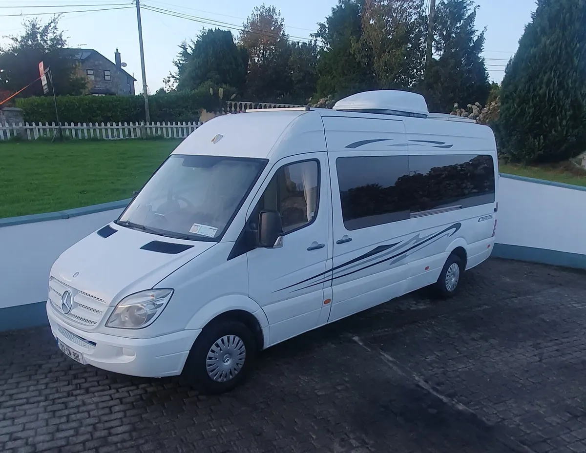 Camper 2013 Mercedes sprinter - Image 1