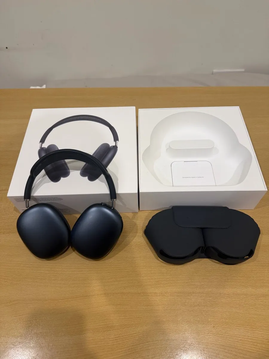 AirPods Max USB-C (2nd Gen) Midnight - MINT - Image 1