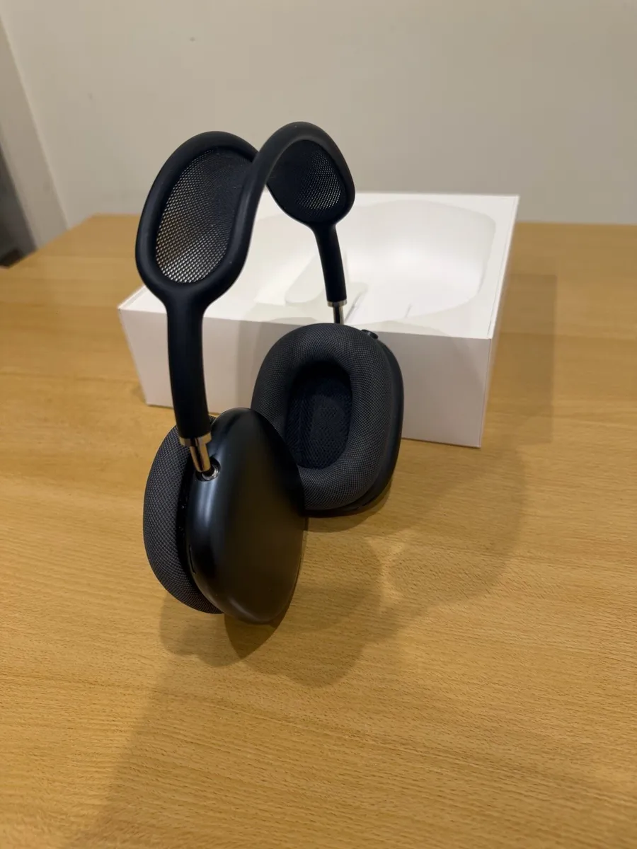 AirPods Max USB-C (2nd Gen) Midnight - MINT - Image 3