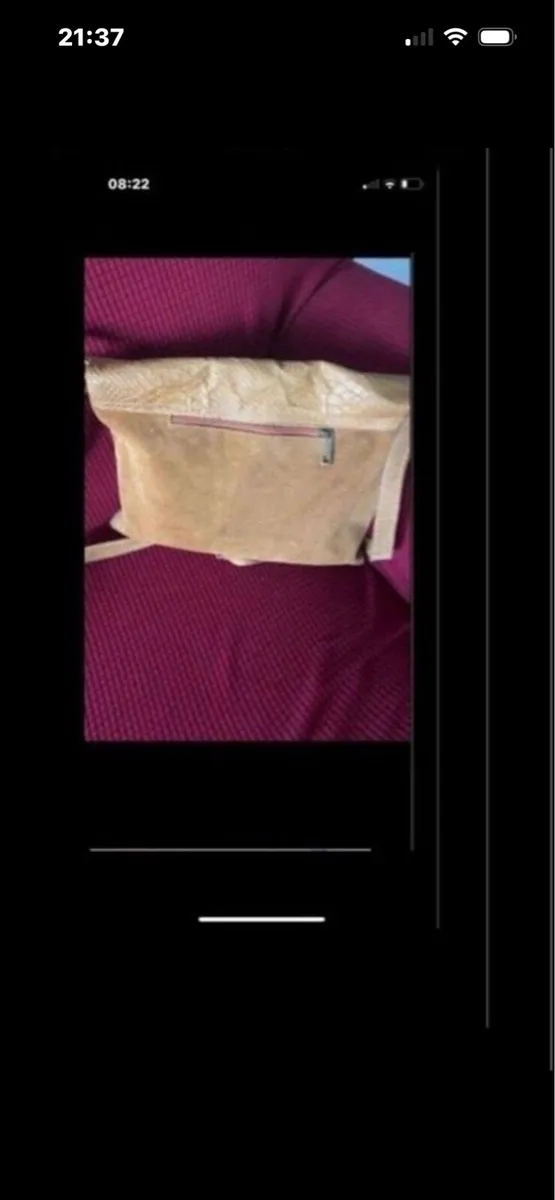 Leather shoulder bag - Image 2