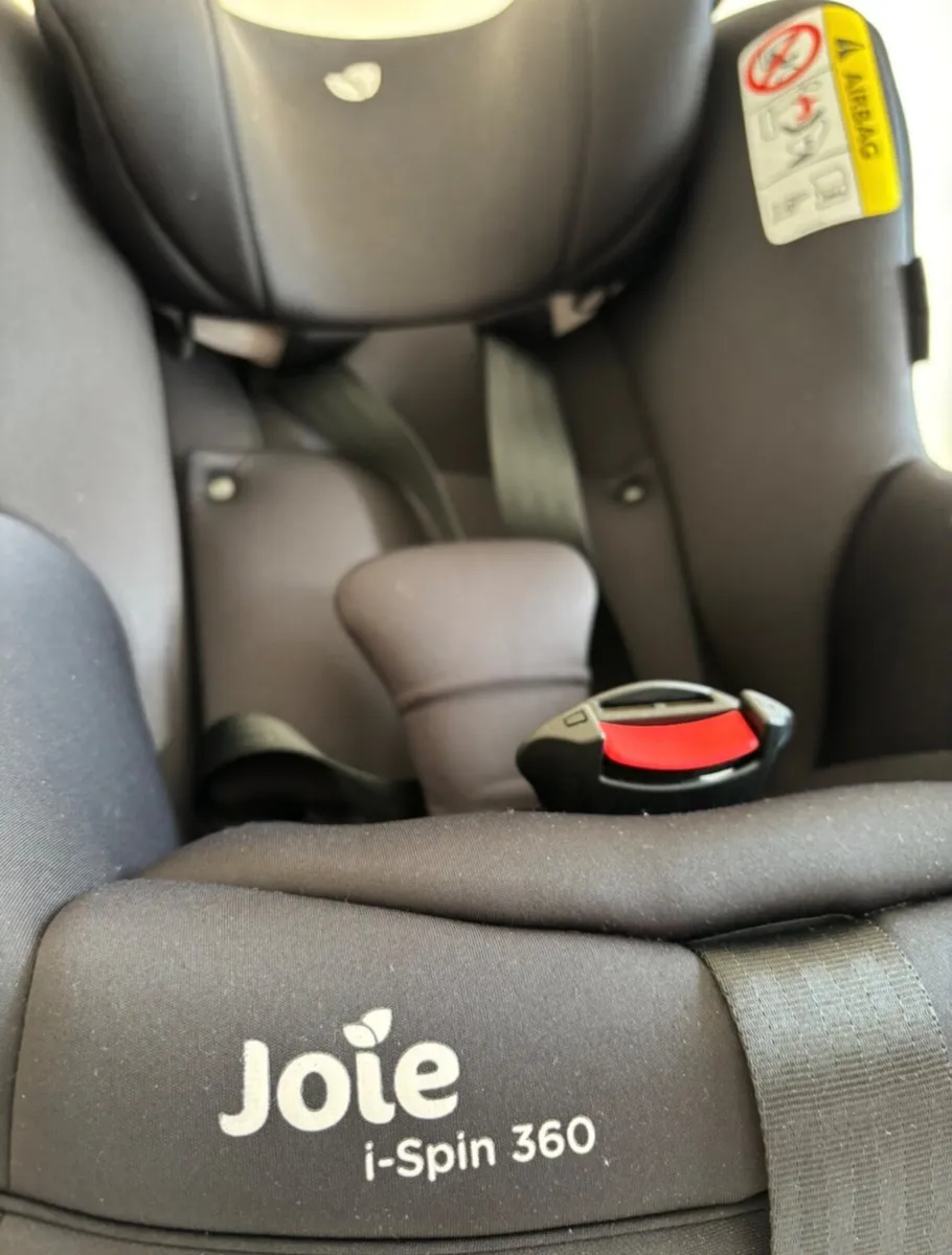 Car Seat - Image 2