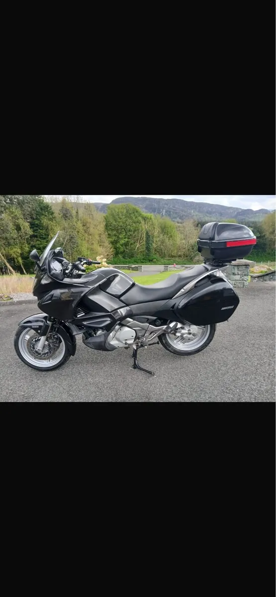 Honda Deauville 700 NT - Image 3