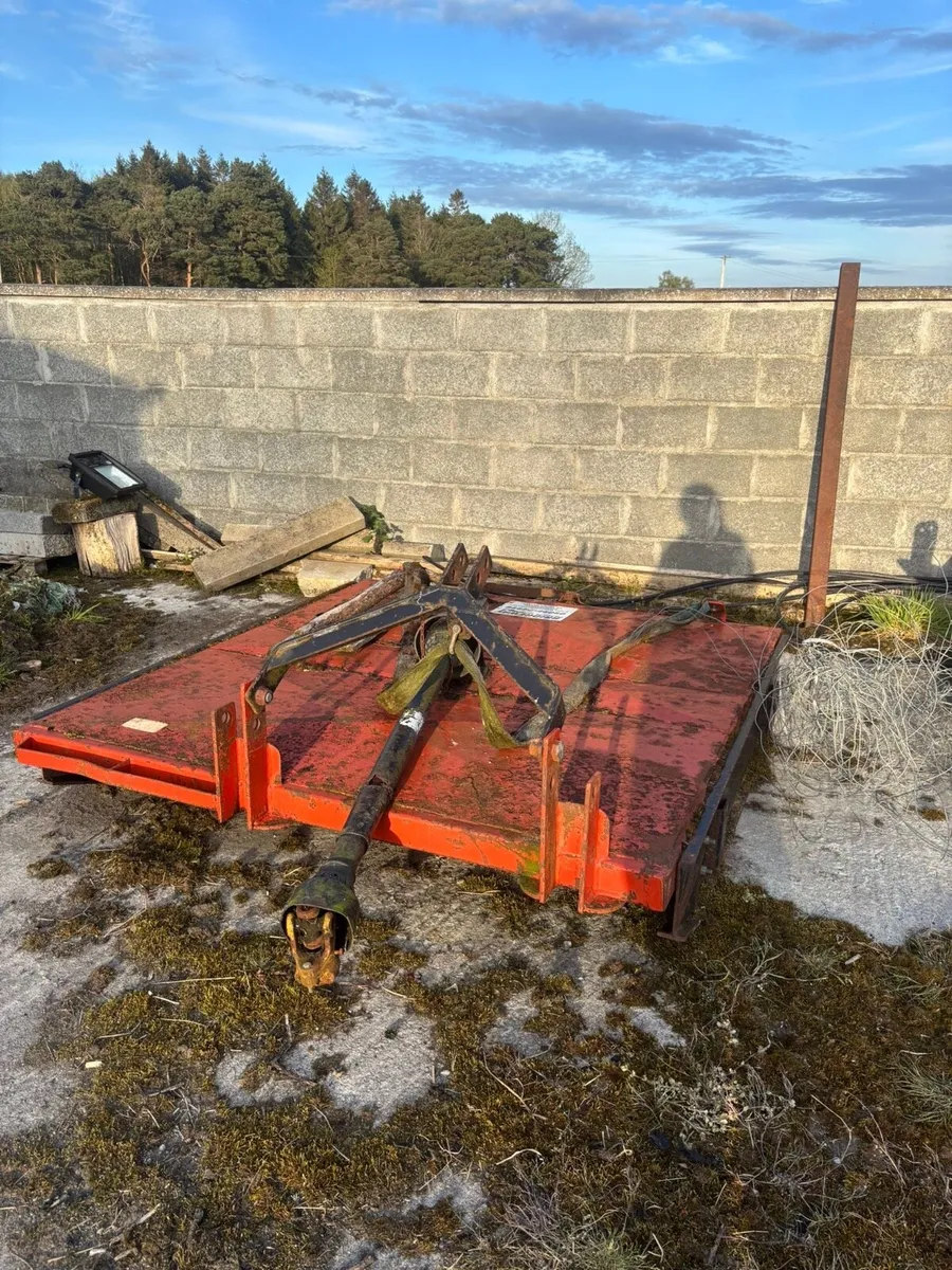 Topper and manure spreder - Image 1