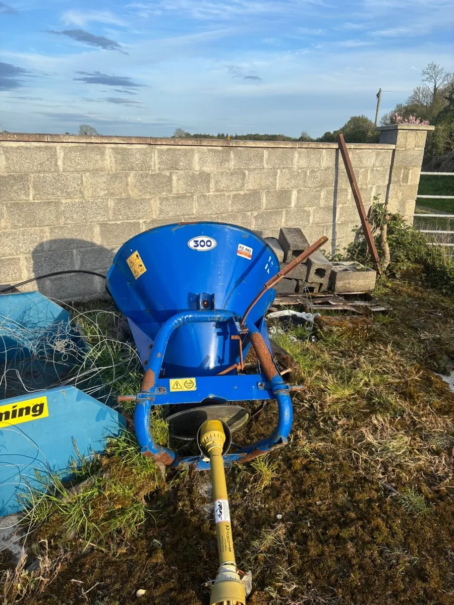 Topper and manure spreder - Image 4