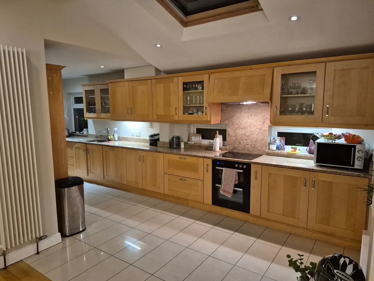 Solid wood Kitchen with Granite counter tops - Image 1
