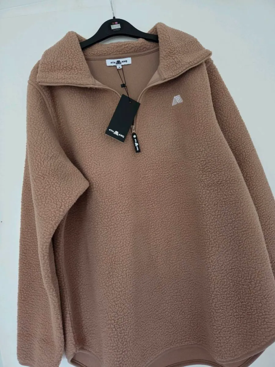Medium, With Tags 4th Arq Teddy Lennox Half Zip - Image 2