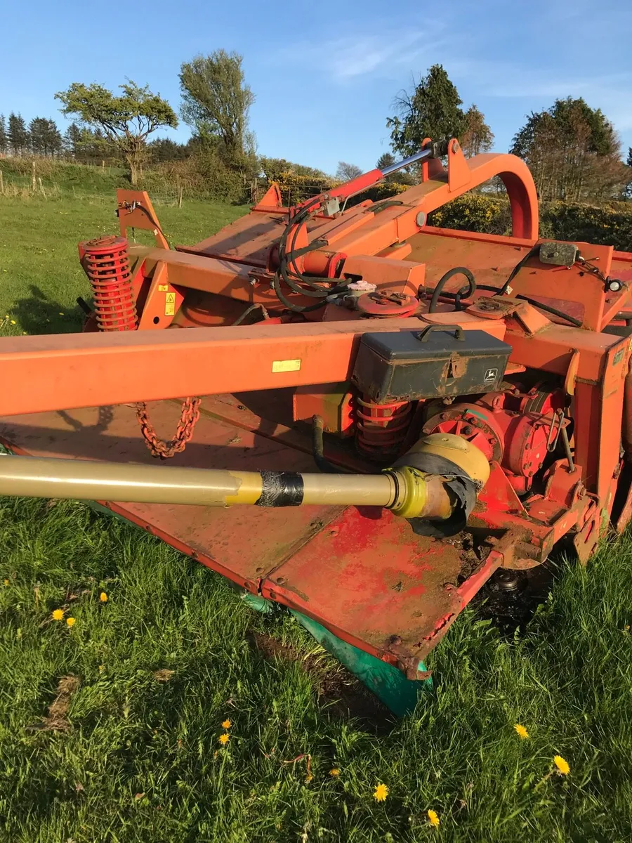 Kverneland 40 32 Mower - Image 3