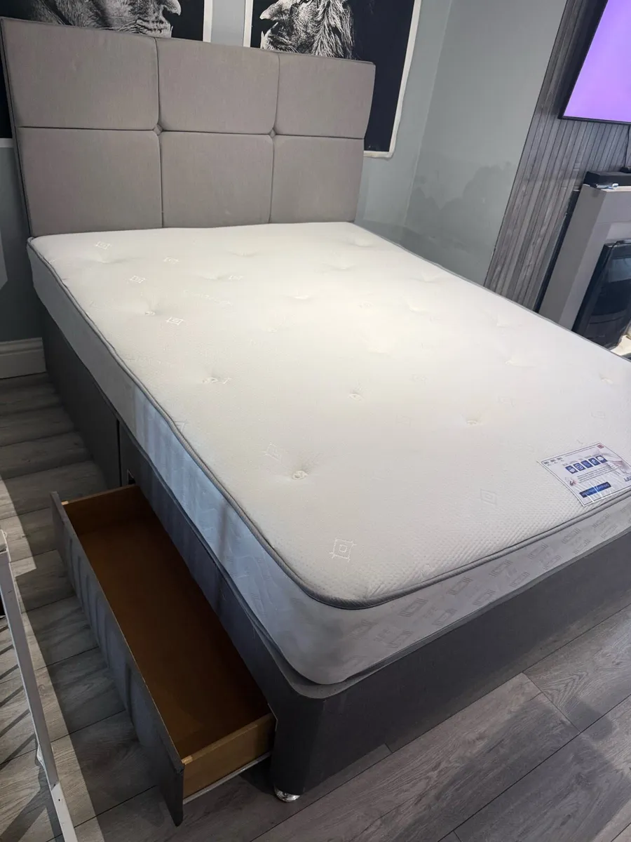 King size bed and mattress - Image 3