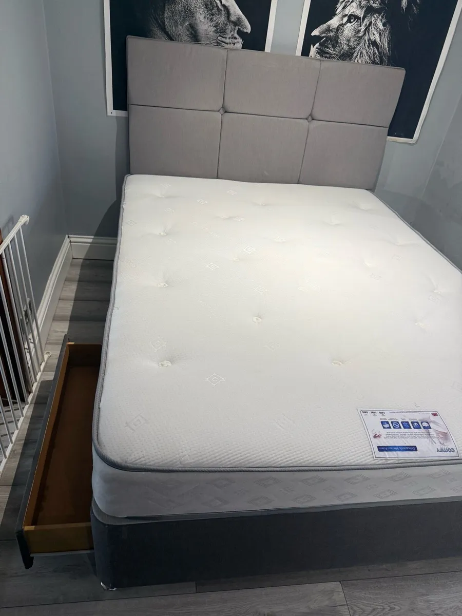 King size bed and mattress - Image 4