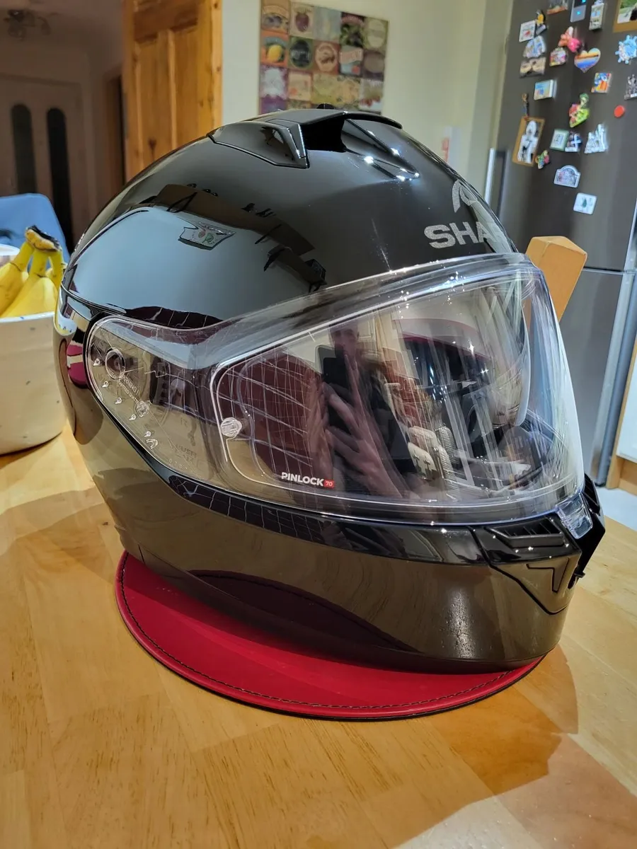Motorcycle Helmet - Image 2