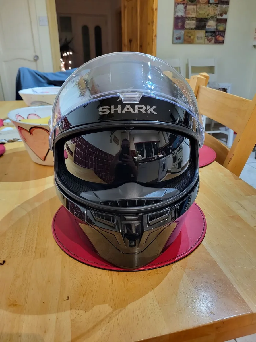 Motorcycle Helmet - Image 1