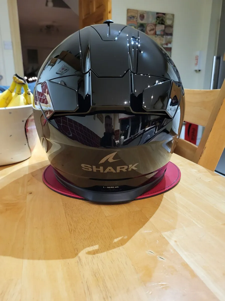 Motorcycle Helmet - Image 3