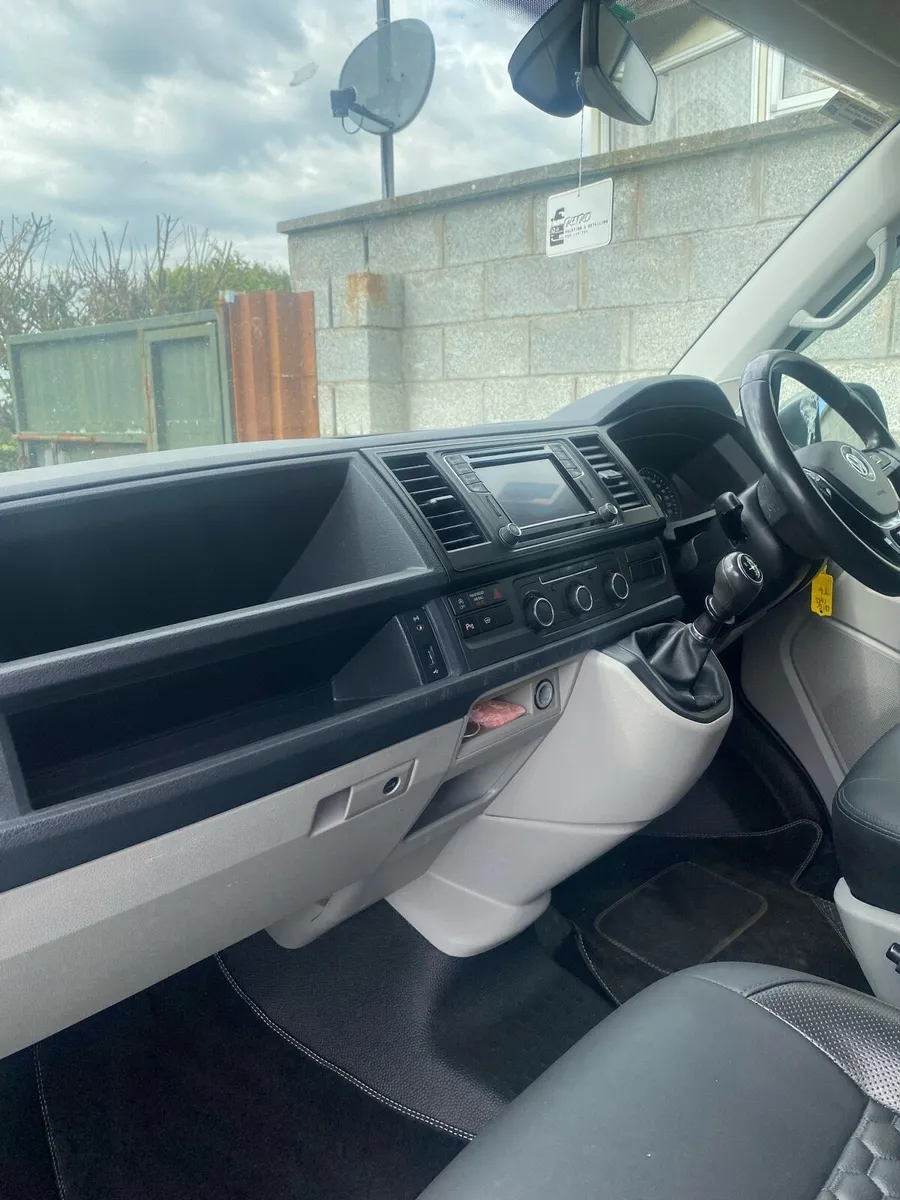 Vw transporter T6 sportline camper - Image 3