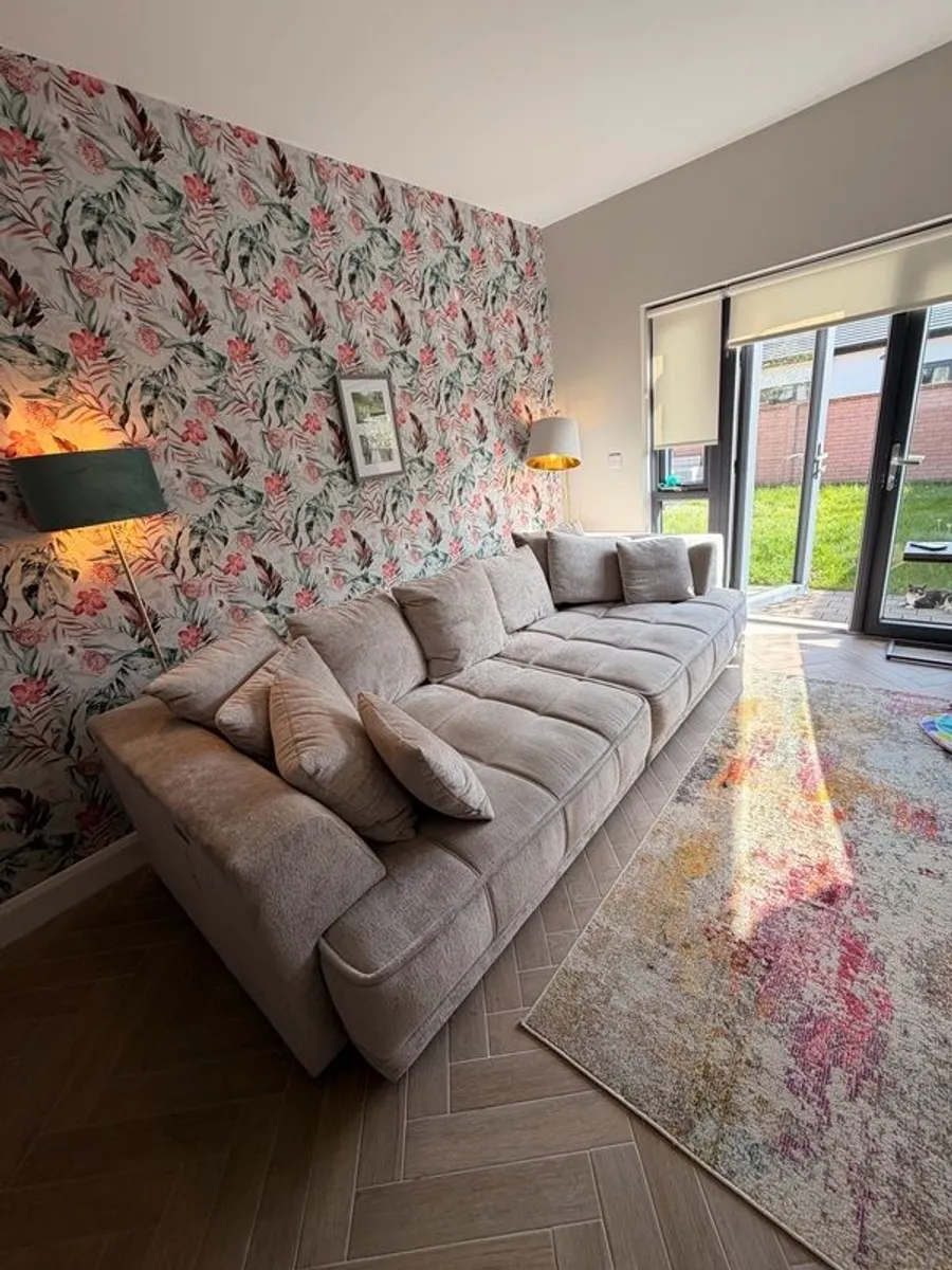 ON HOLD - Sofa - Power Slider - Image 1