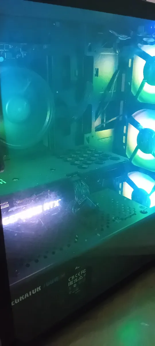 PC , monitor , keyboard and mouse (5 years old) - Image 3