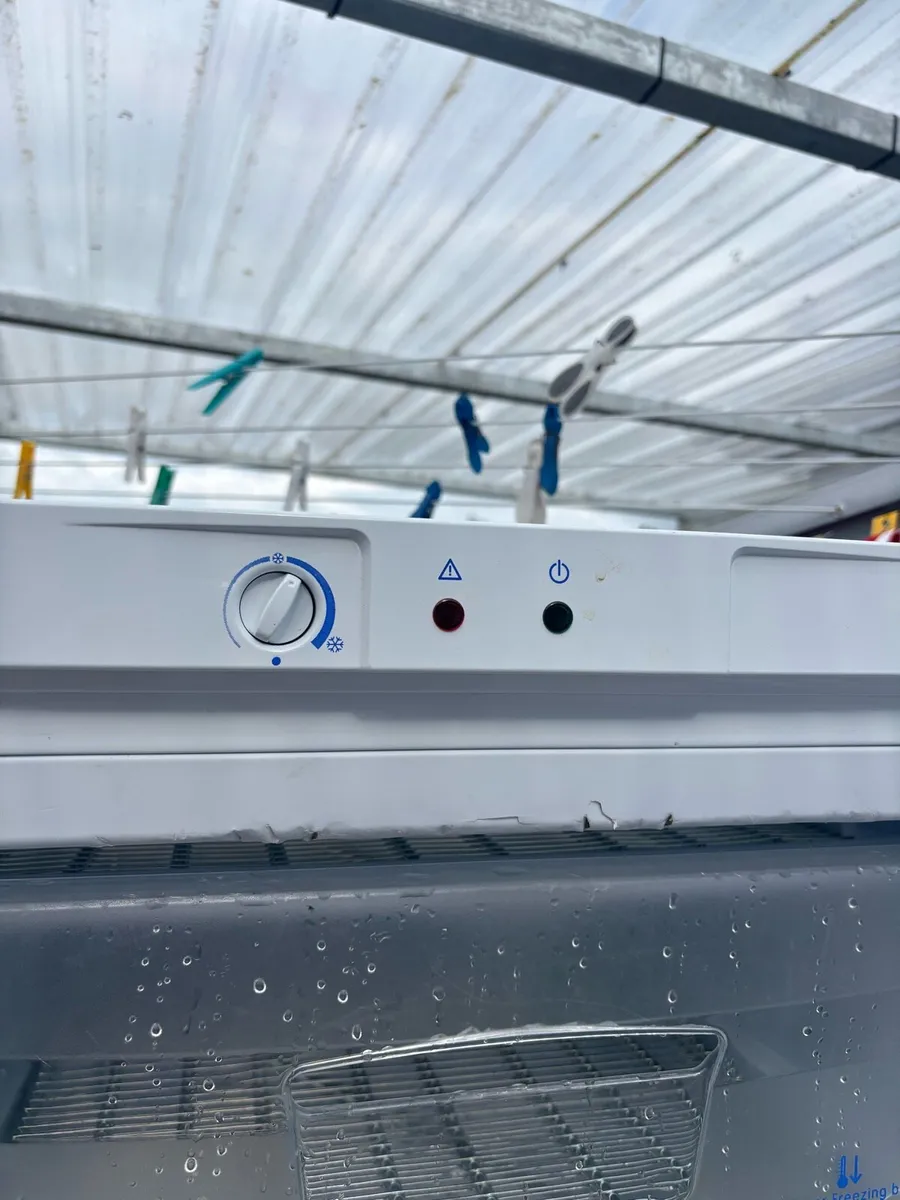 Indesit larder Freezer - Image 2