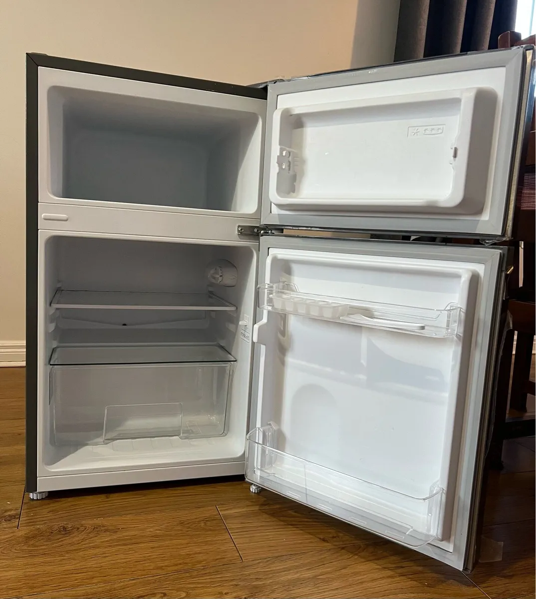 Fridge available for sale - Image 1