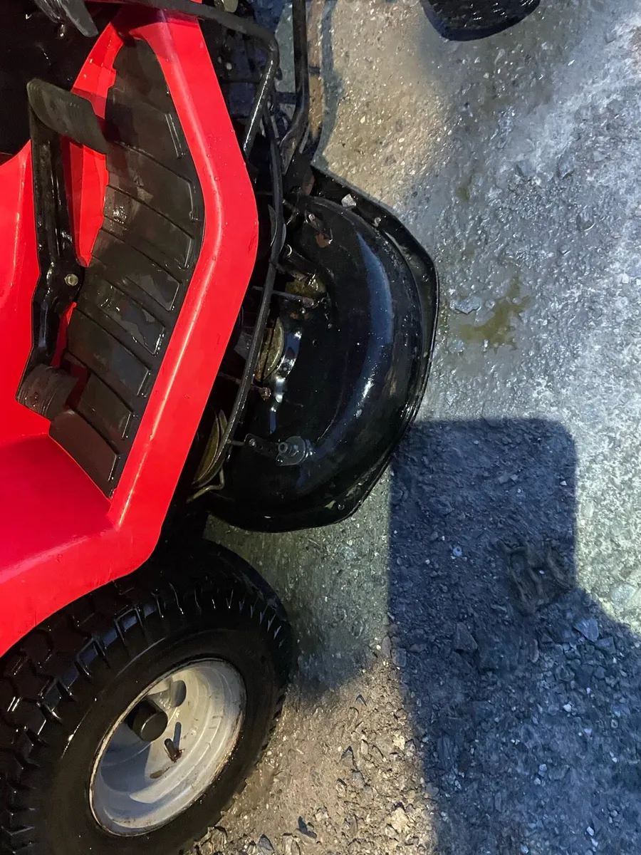 Castle-garden rideon mower - Image 3