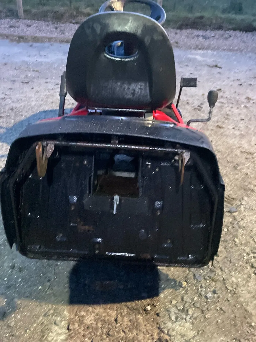 Castle-garden rideon mower - Image 4