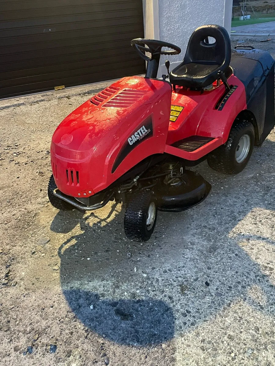 Castle-garden rideon mower - Image 1