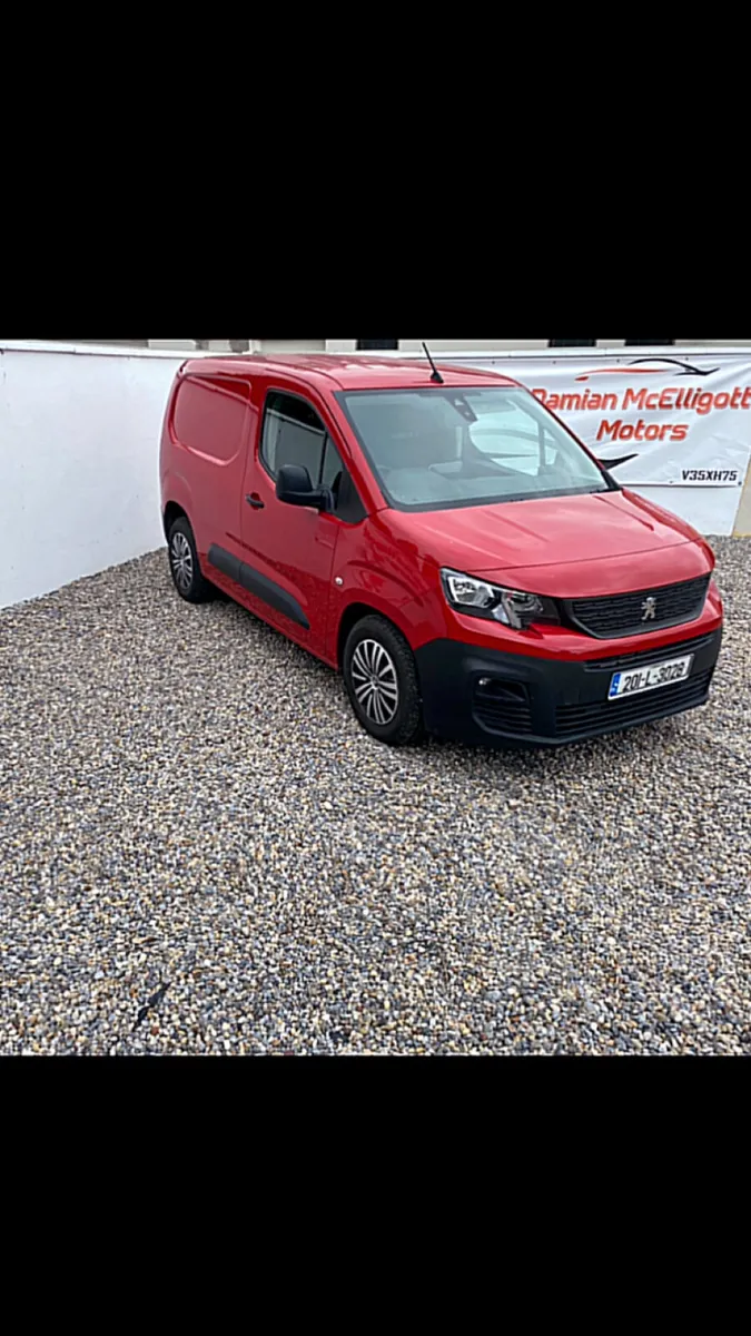 2020 Peugeot Partner - Image 1