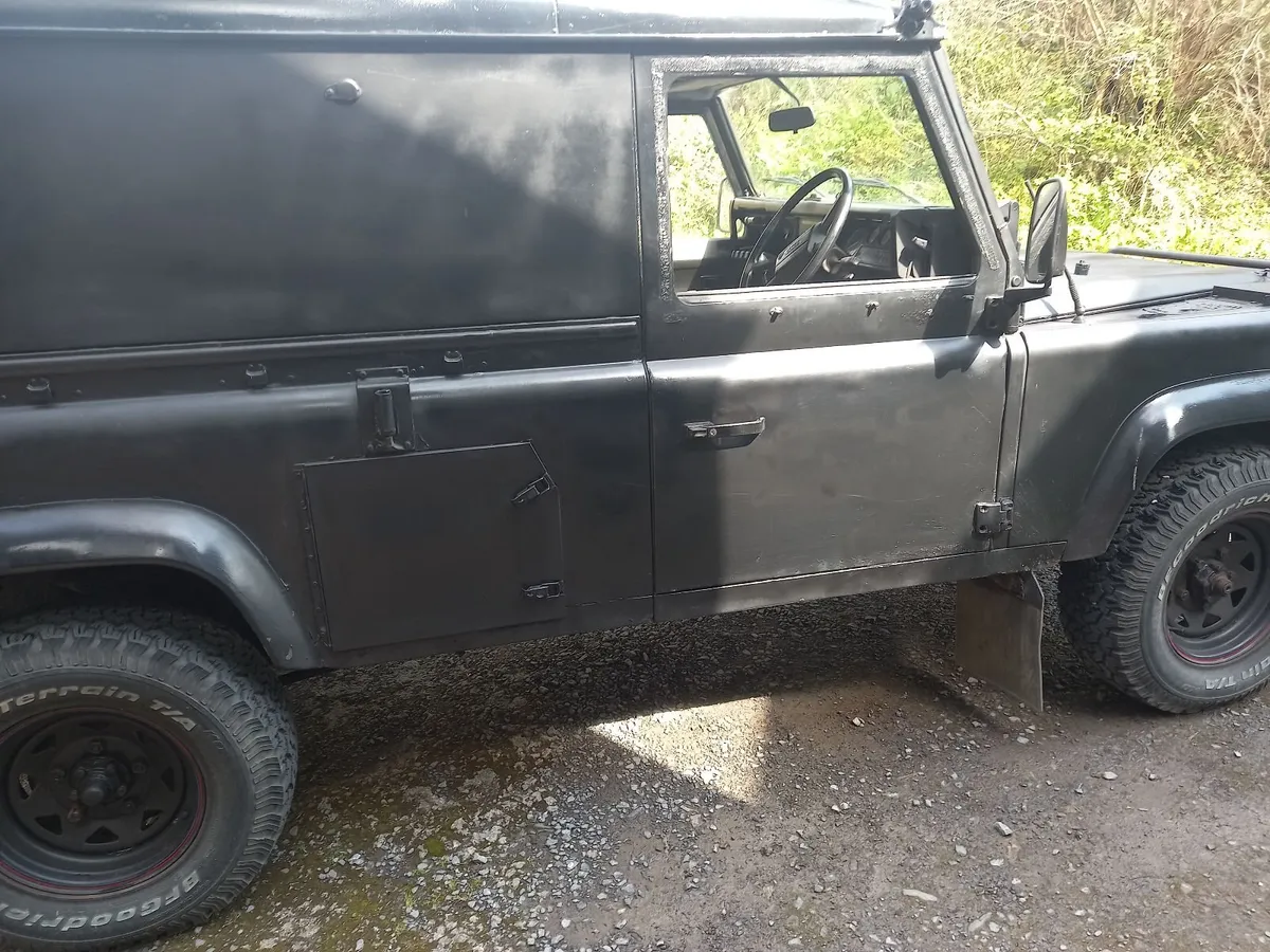 landrover 110 - Image 3