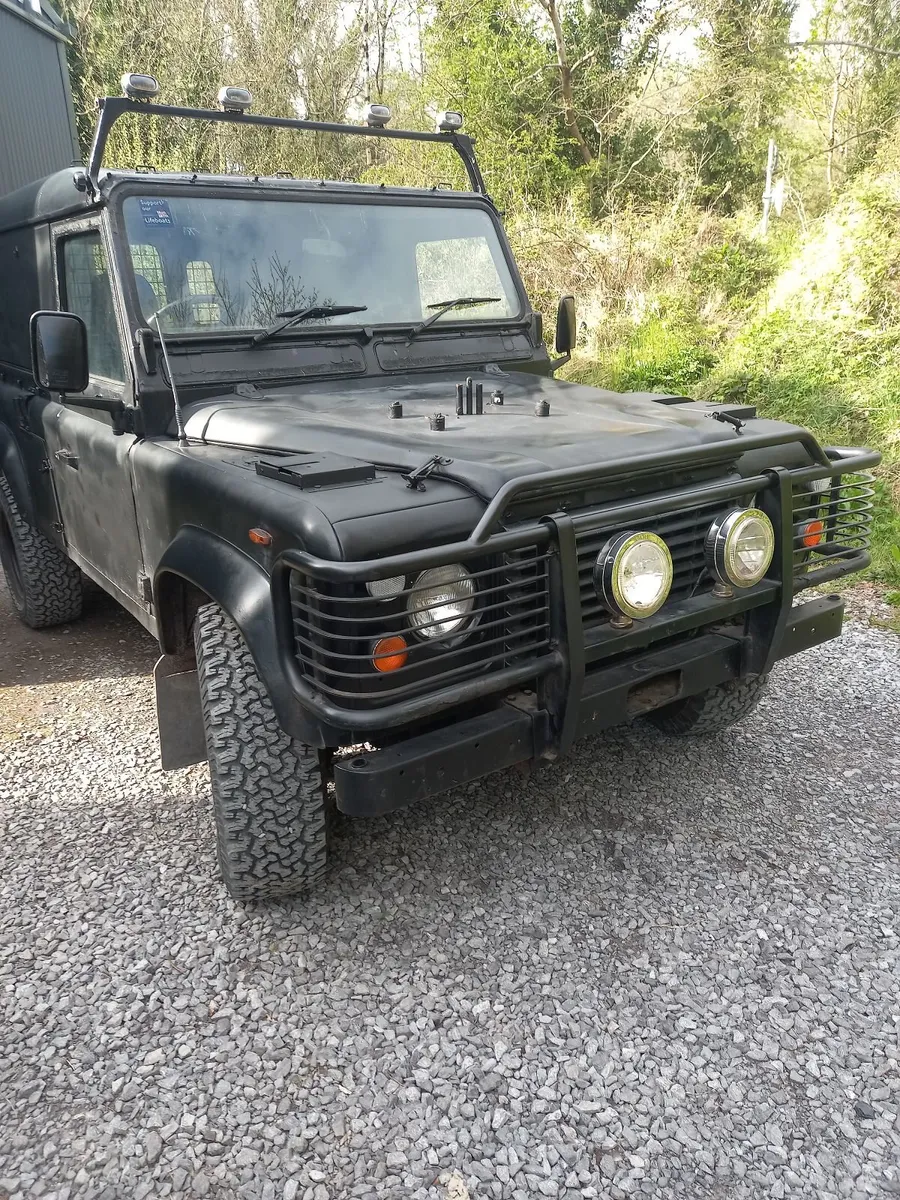 landrover 110 - Image 1
