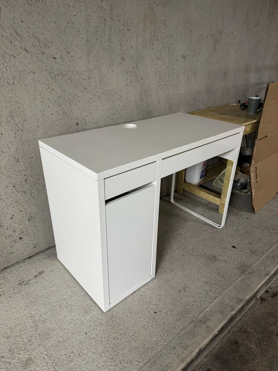 Desk Micke Ikea white - Image 1