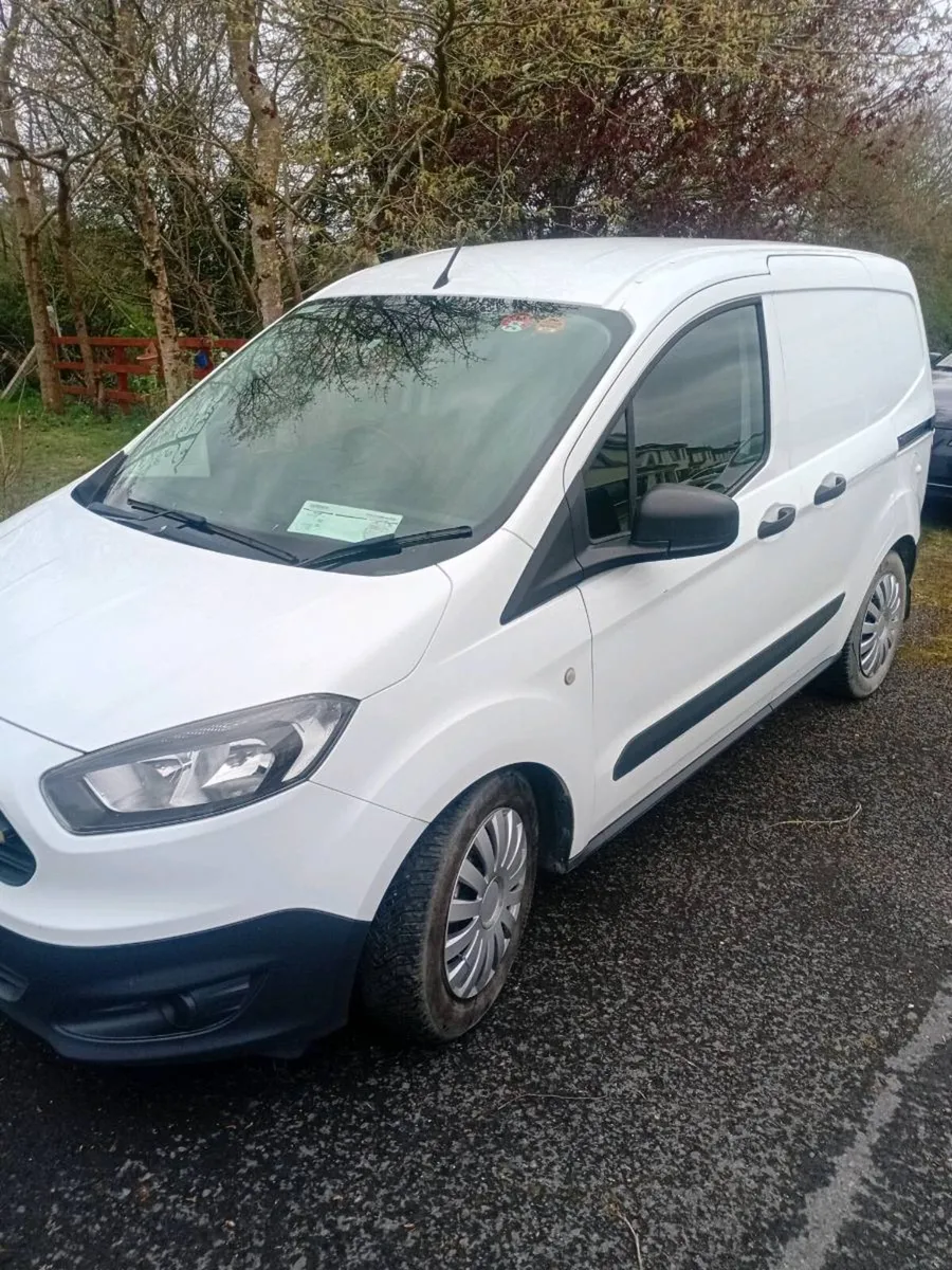 NEW DOE, SERVICE HISTORY - Image 2