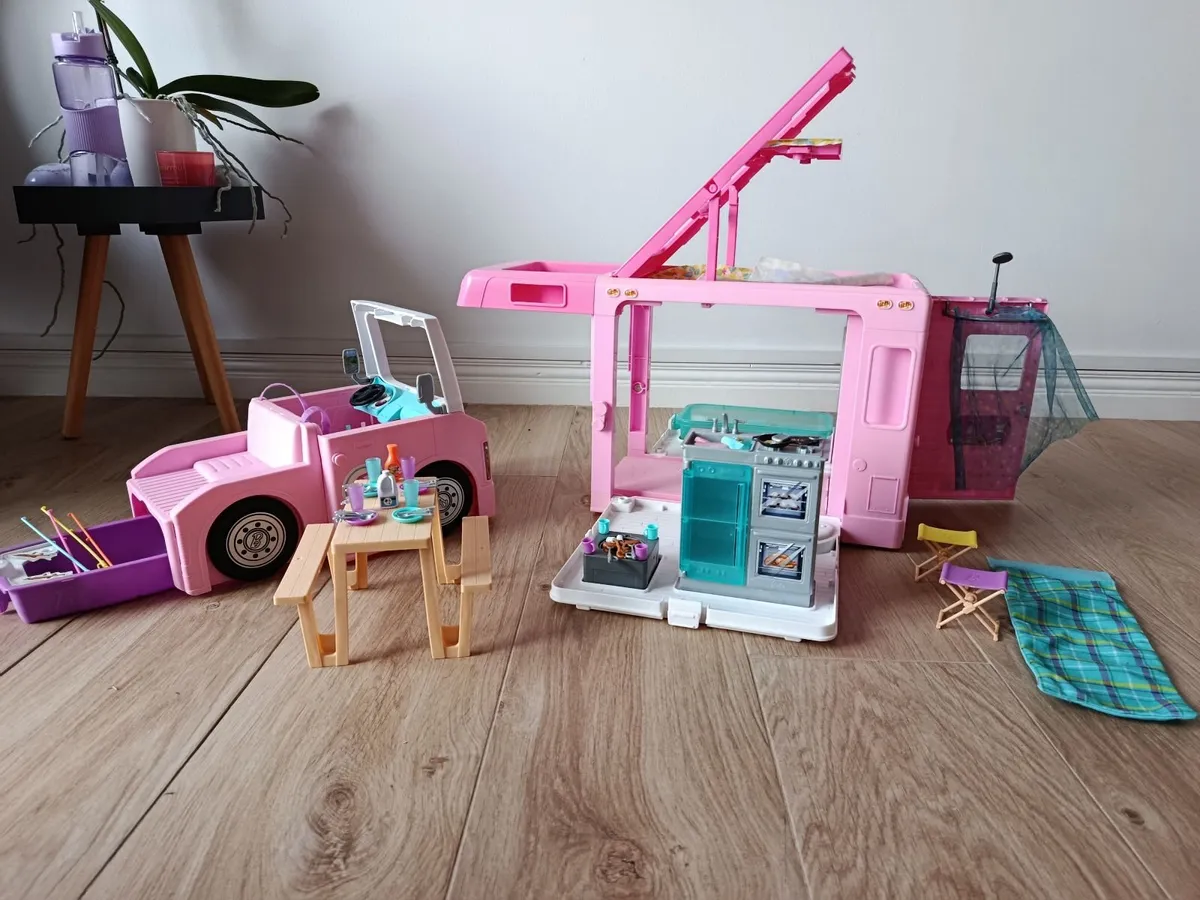 Barbie Campervan - Image 3