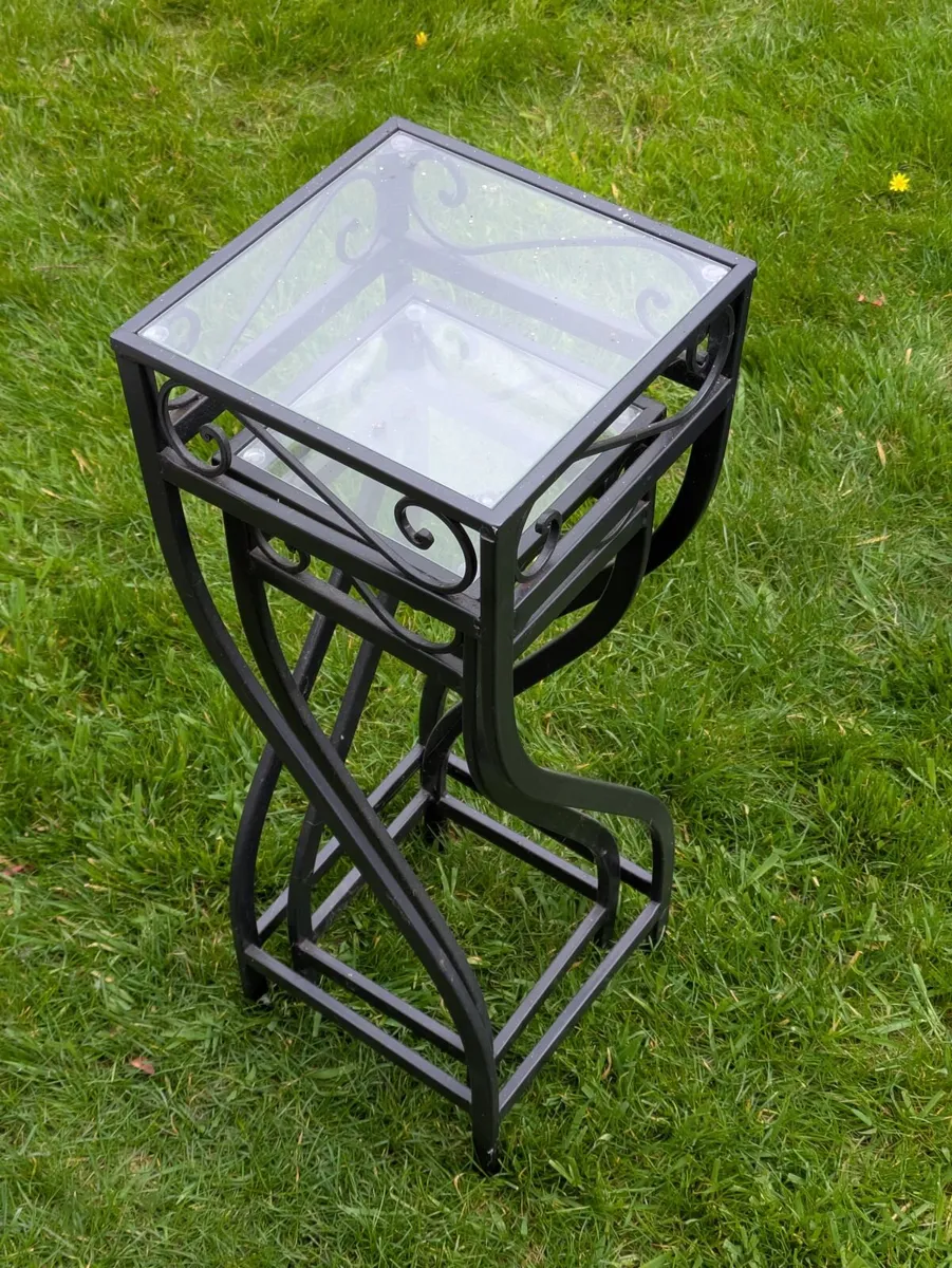 Pair of nested tables - Image 1