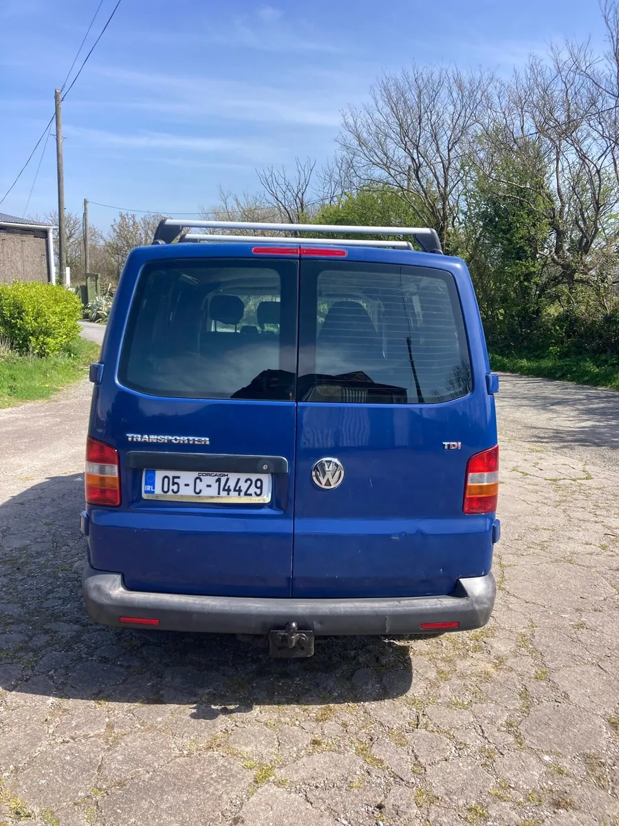 VW T5 Transporter 2.5 - Image 4