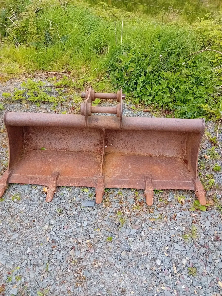 Ex60 Ditching bucket - Image 1