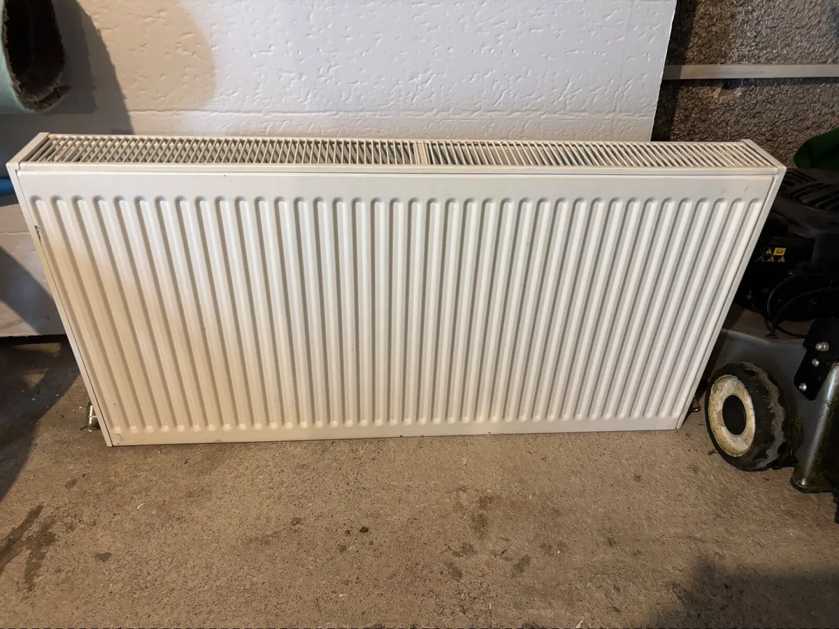 2 Radiator 1000 by 500 - Image 2
