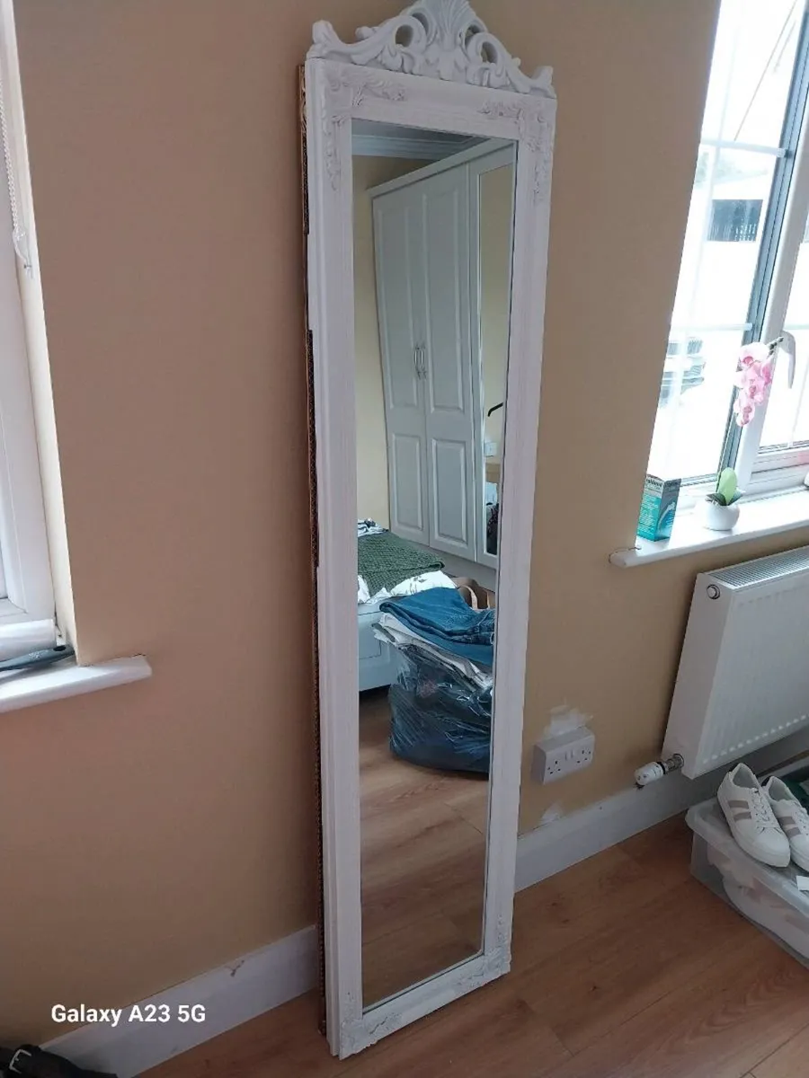 Tall mirror - Image 1