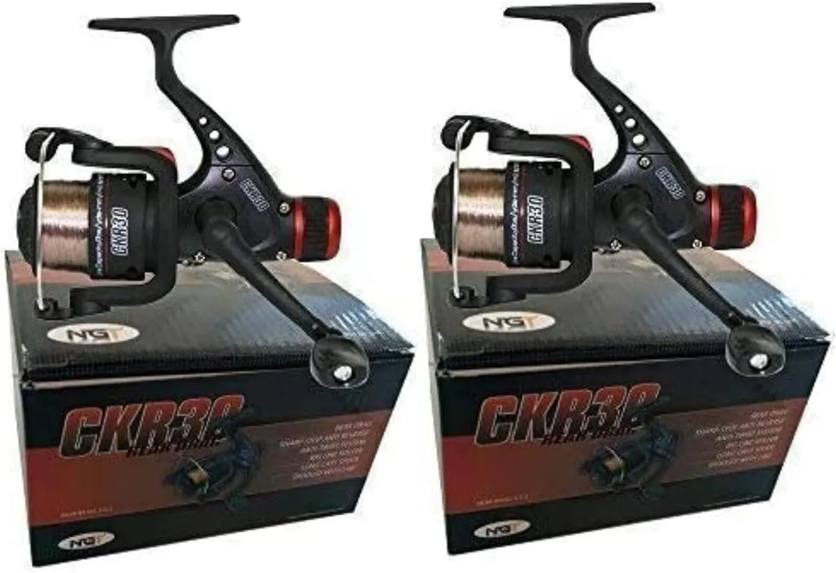 2 x CKR30 Black Fishing Reels Loaded with 6LB Line