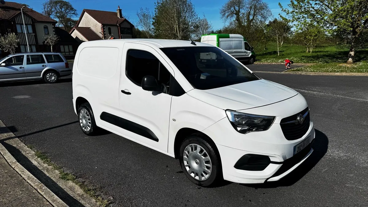 2020 Vauxhall Combo Van 1.5 Diesel - Image 2