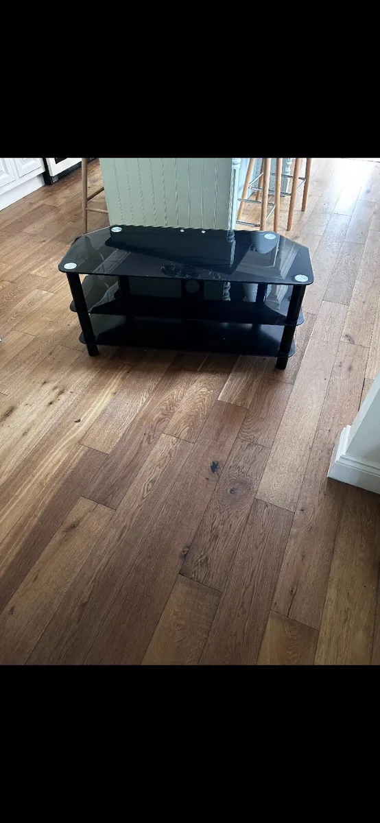 Tv stand - Image 1