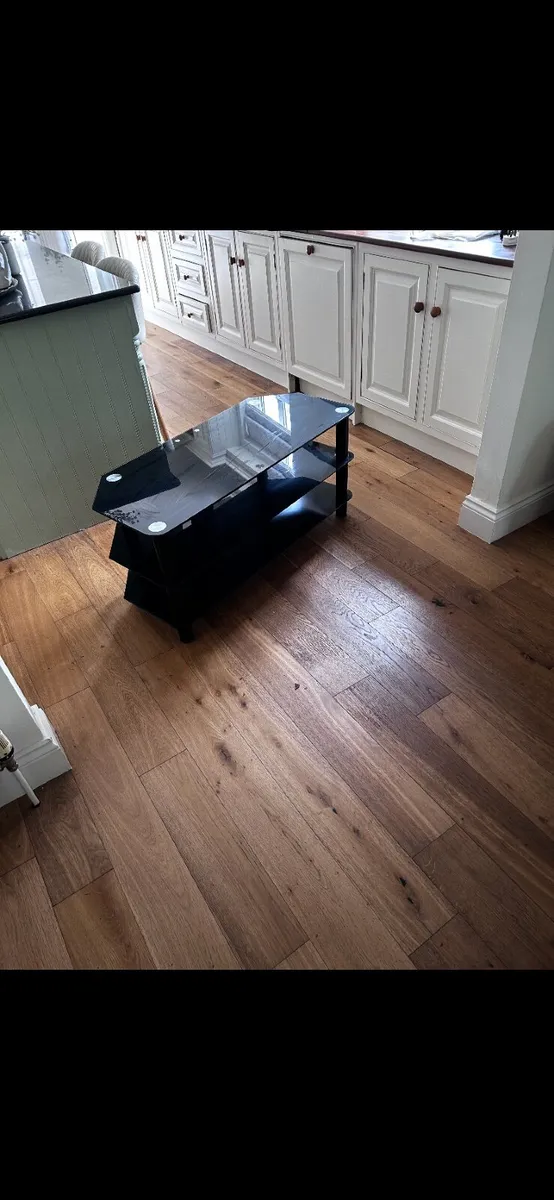 Tv stand - Image 2