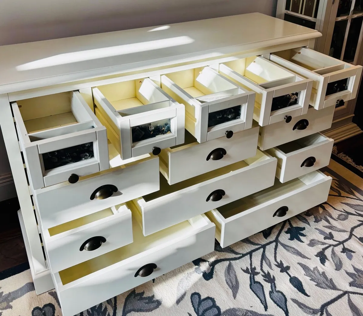 Dining Room Dresser / Side Board - Image 3