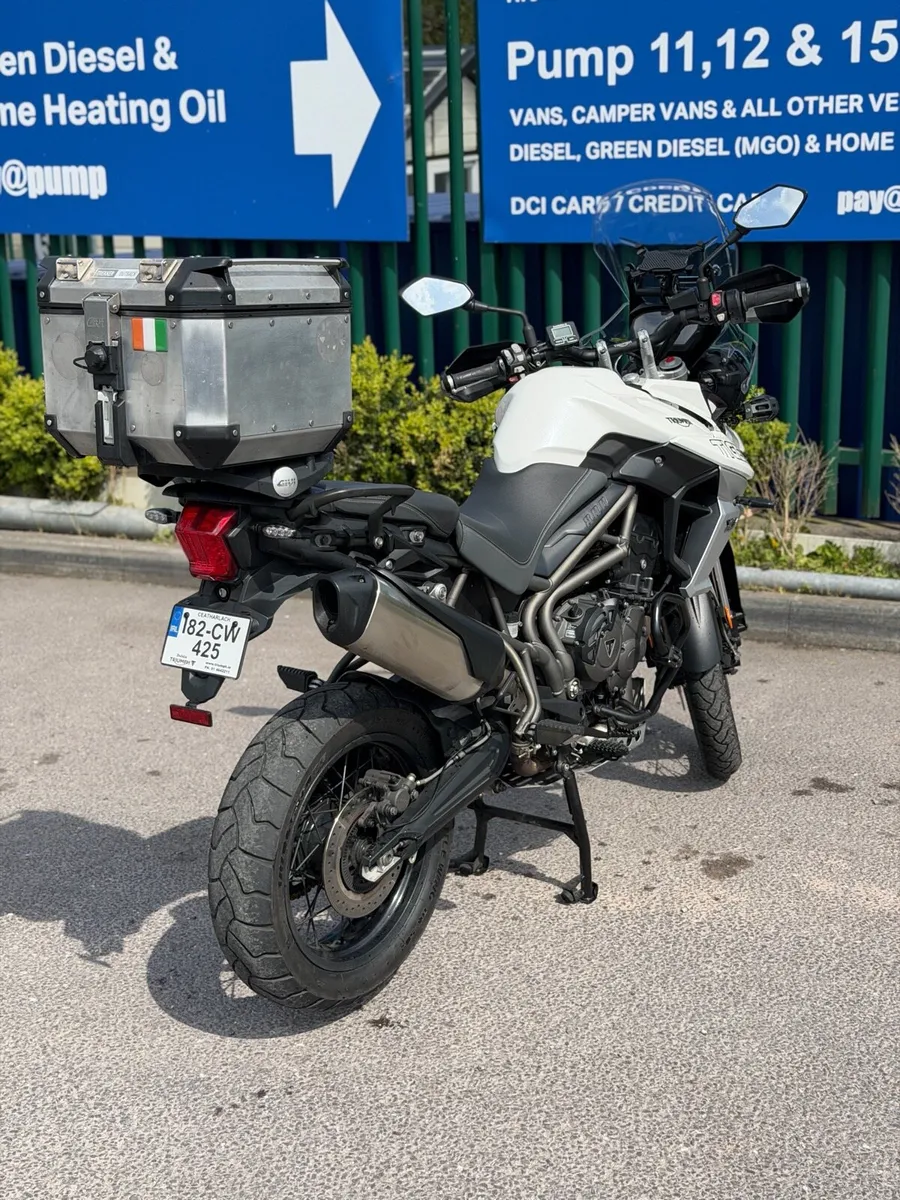Triumph Tiger 800 XCX - Image 3