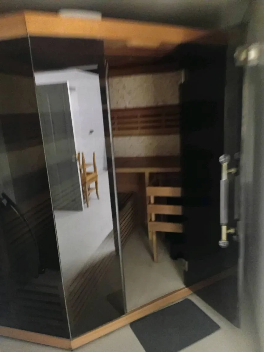 commercial sauna 6 person - Image 1