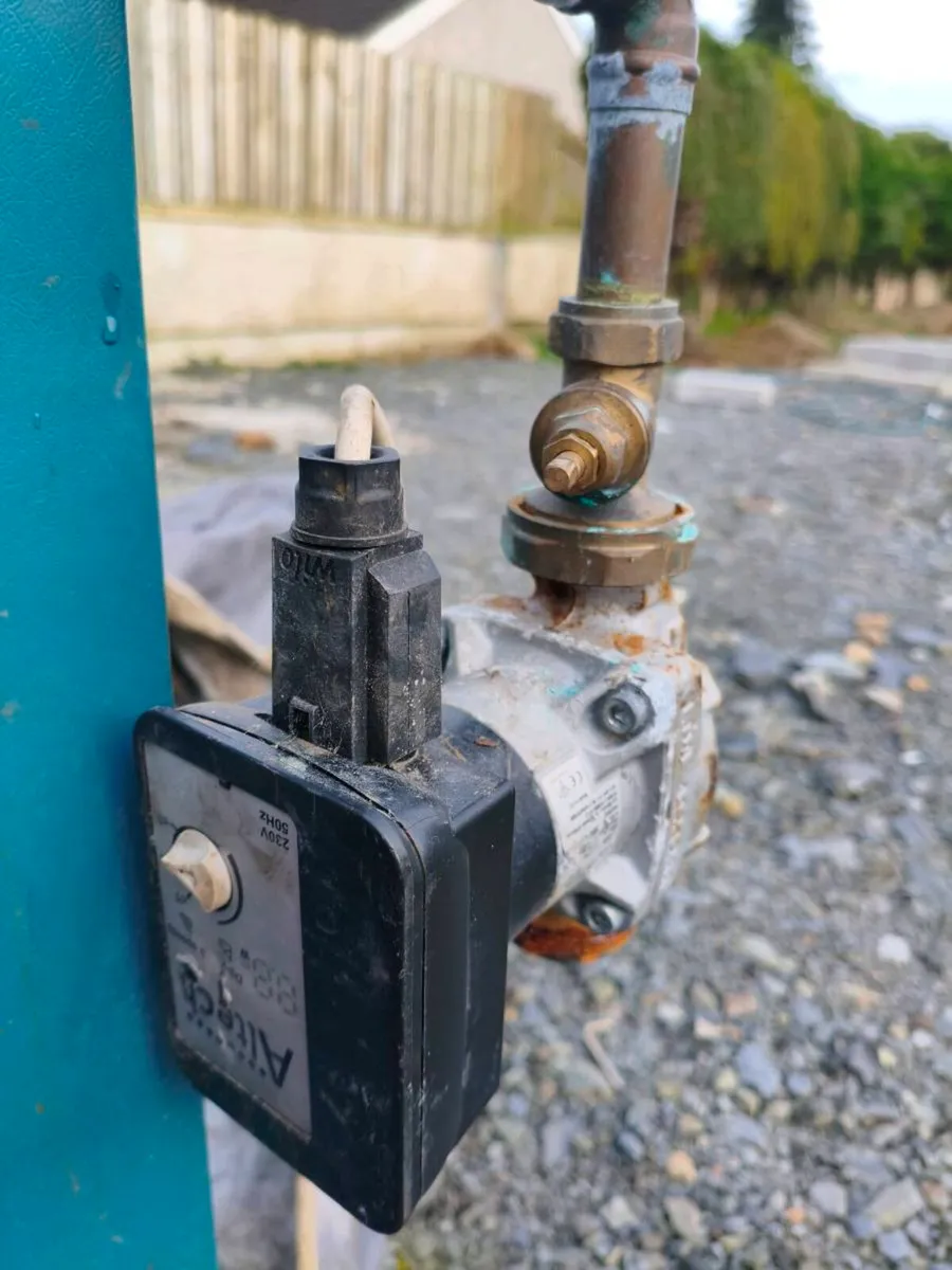 Riello Oil Burner - Image 2