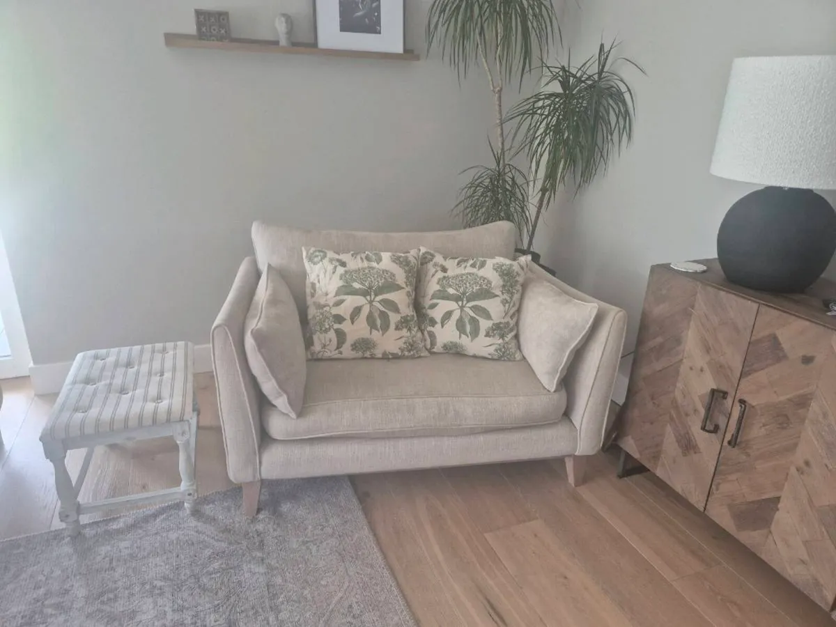 Sofa and cuddlee - Image 3