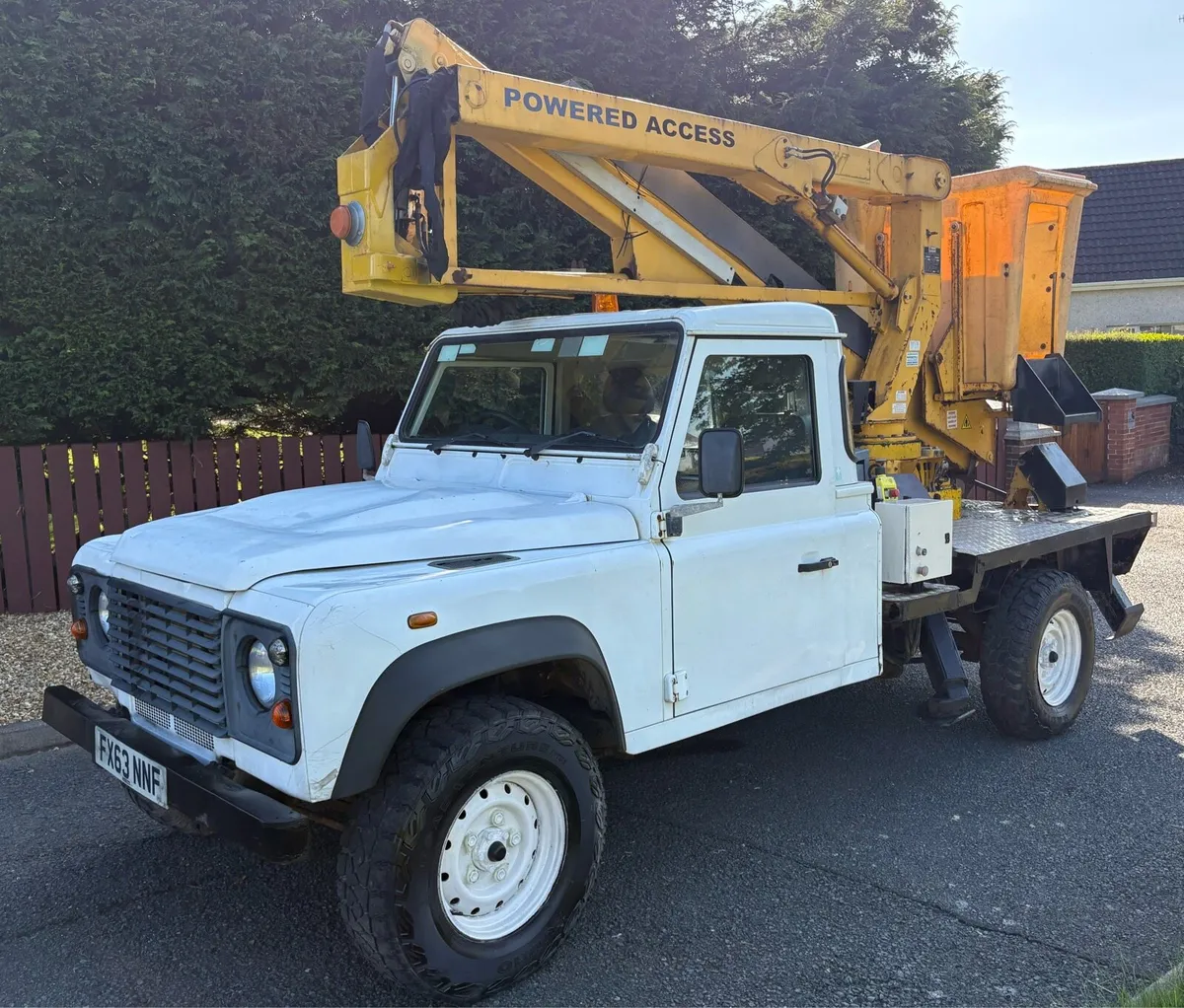 Land Rover Defender Cherry Picker 2013 - Image 1