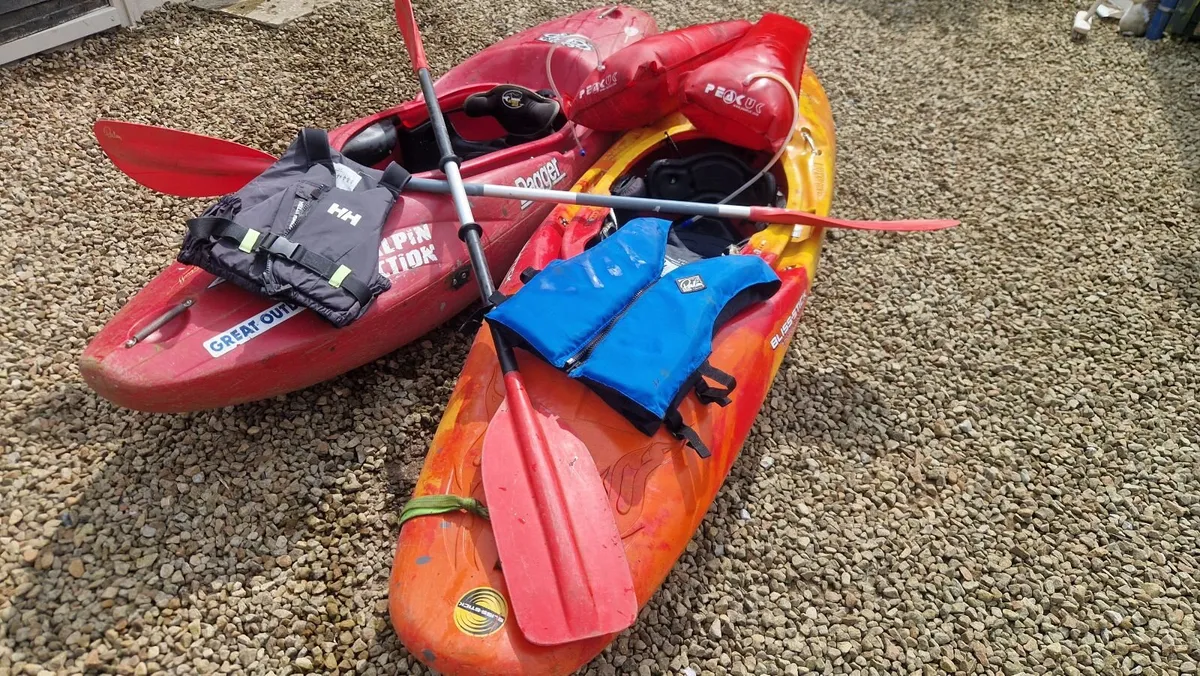 Kayaks/ canoes - Image 2