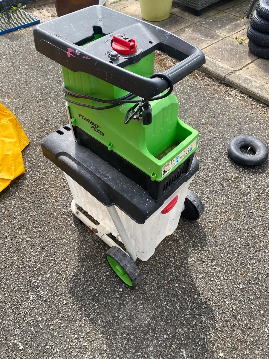 Garden mulcher/shredder - Image 3