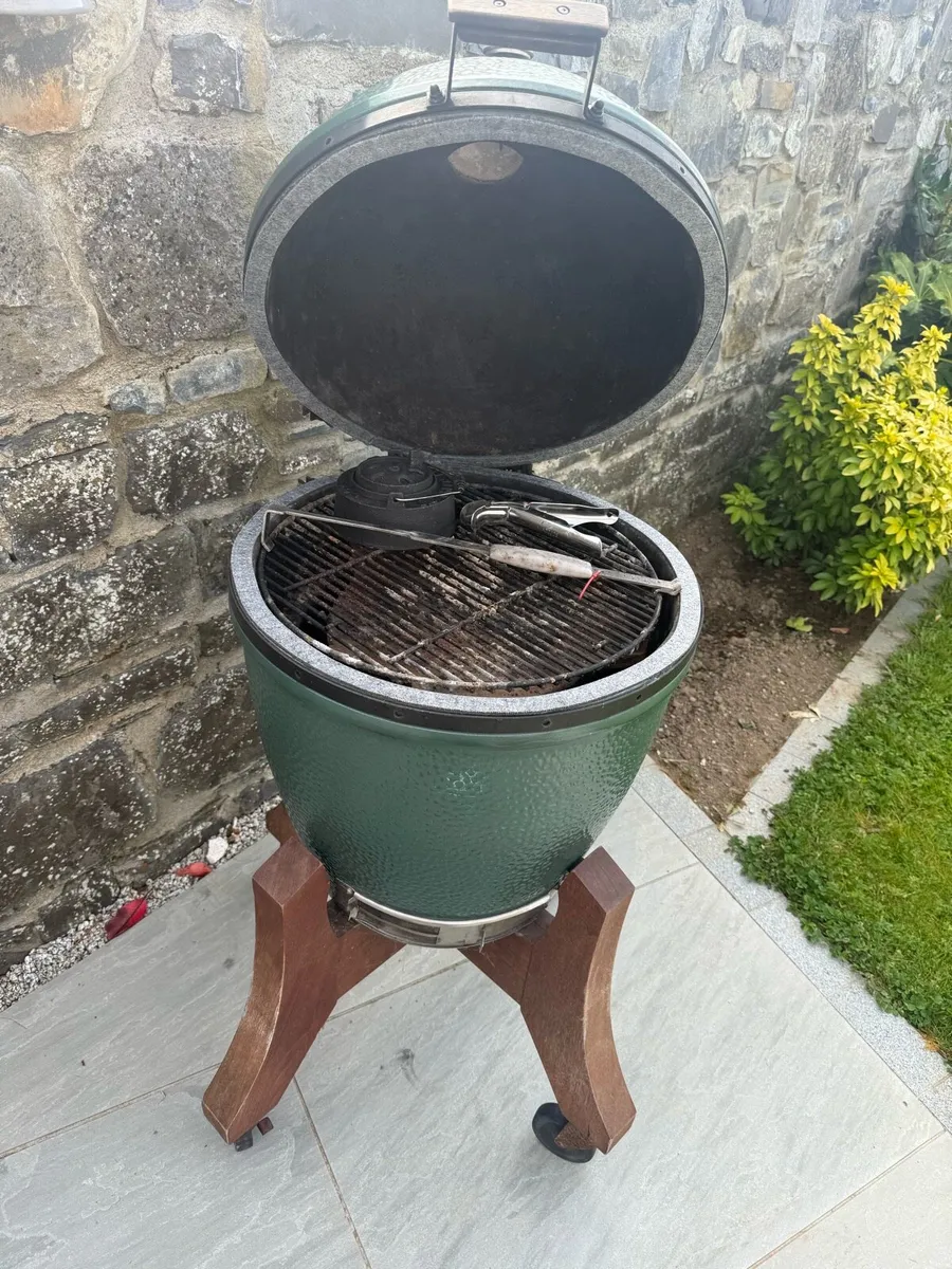 Big Green Egg - Image 2